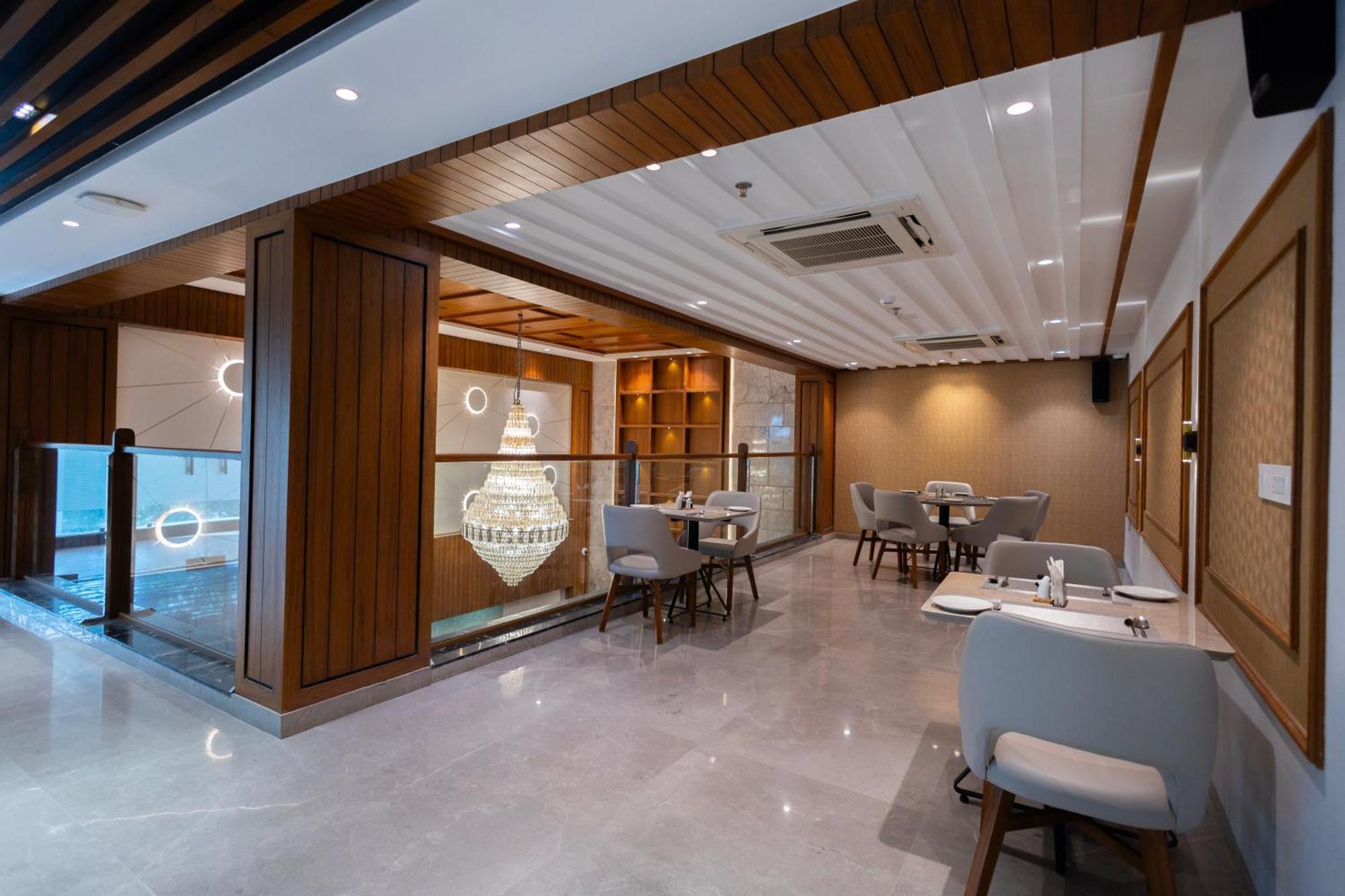 Ramada Encore By Wyndham Viramgam Exterior foto