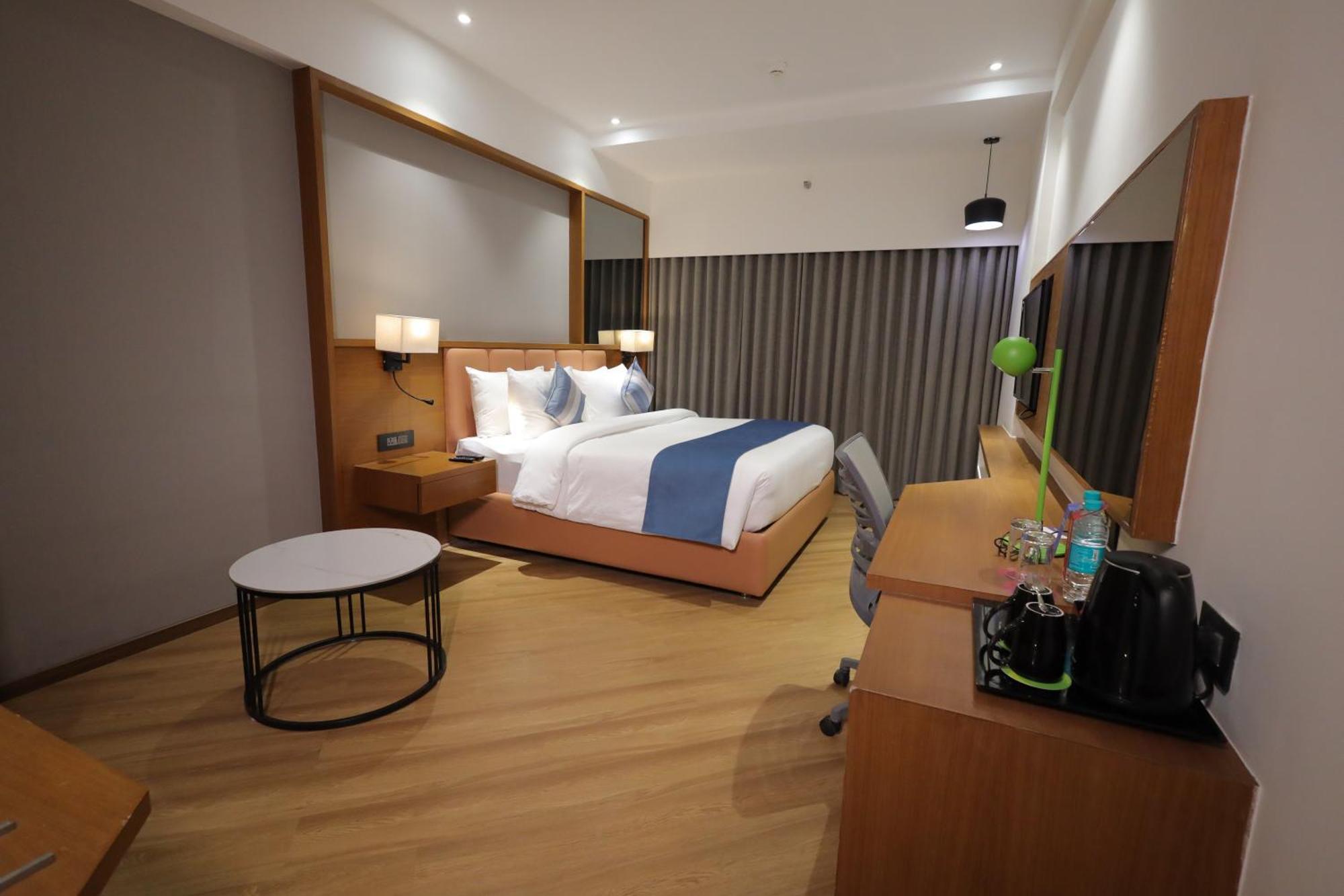 Ramada Encore By Wyndham Viramgam Exterior foto